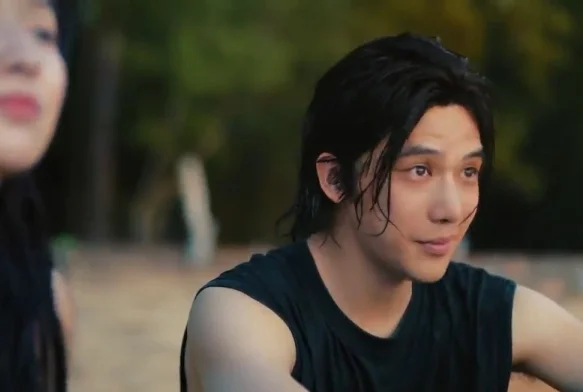 Кадр к 1 серии «Достойные любви»