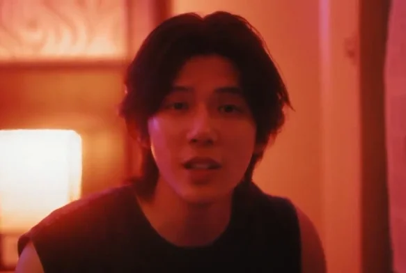 Кадр к 1 серии «Достойные любви»