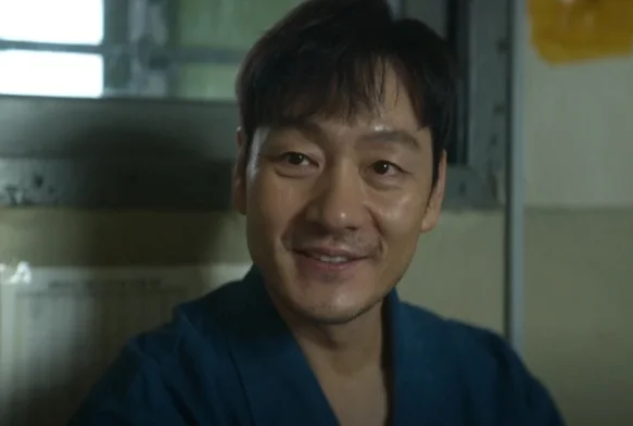 Кадр к 5 серии «Карма»