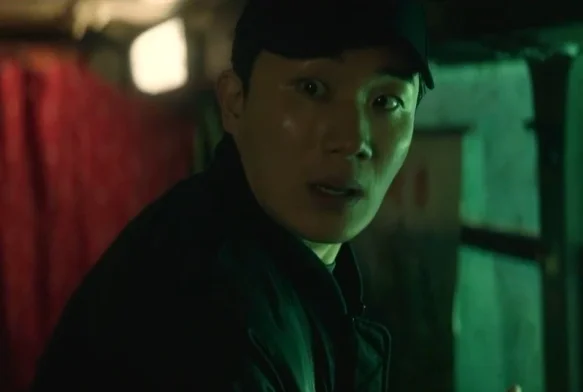 Кадр к 3 серии «Карма»