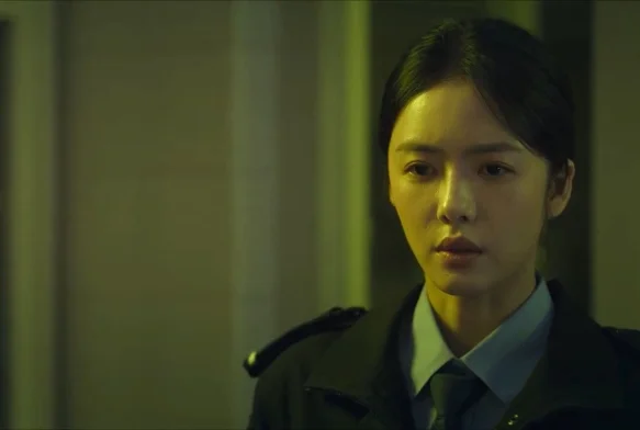 Кадр к 1 серии «Неестественный огонь»