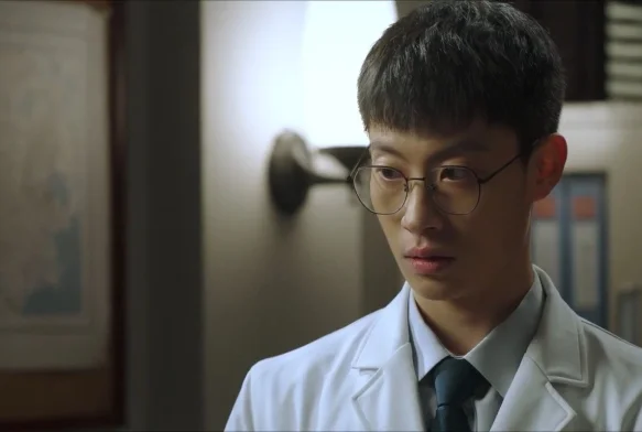 Кадр к 2 серии «Неестественный огонь»