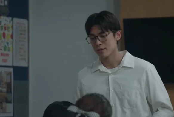 Кадр к 2 серии «Классная комната: 29 заложников»