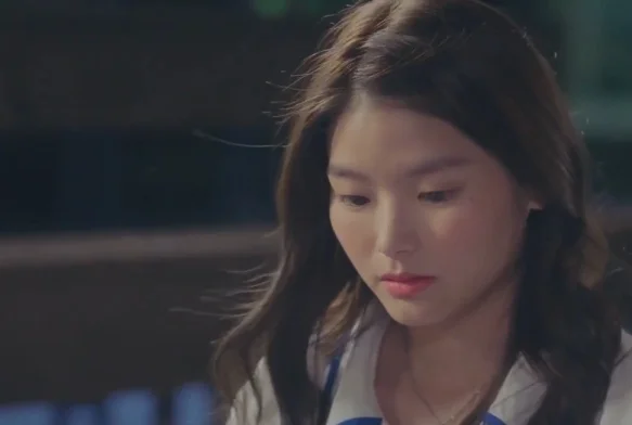 Кадр к 3 серии «Классная комната: 29 заложников»