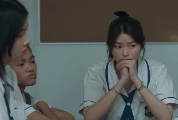 Кадр к 4 серии «Классная комната: 29 заложников»