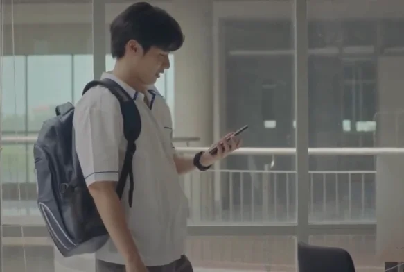 Кадр к 5 серии «Классная комната: 29 заложников»