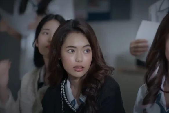 Кадр к 1 серии «Классная комната: 29 заложников»