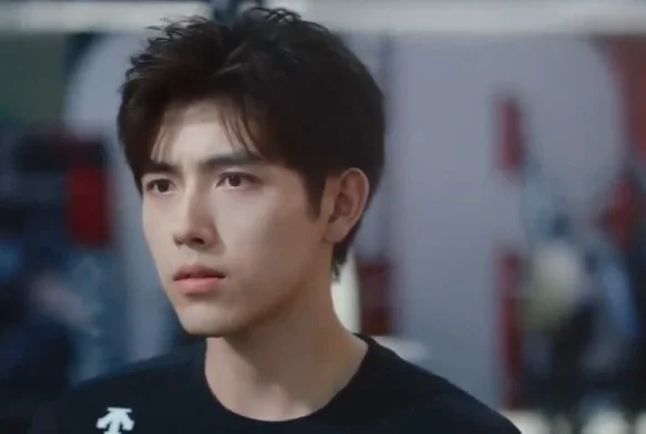 Кадр к 1 серии «Ешь, беги и влюбляйся»