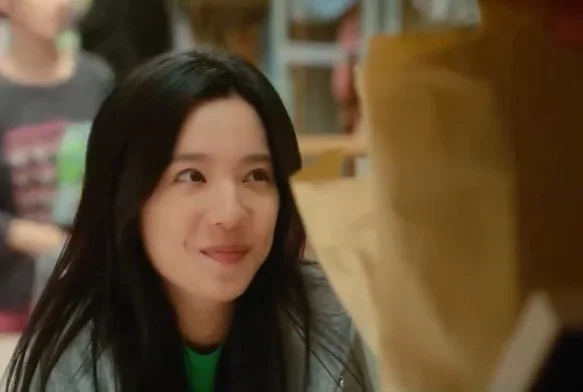 Кадр к 4 серии «Ешь, беги и влюбляйся»