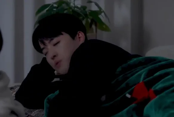 Кадр к 1 серии «Близко к тебе»