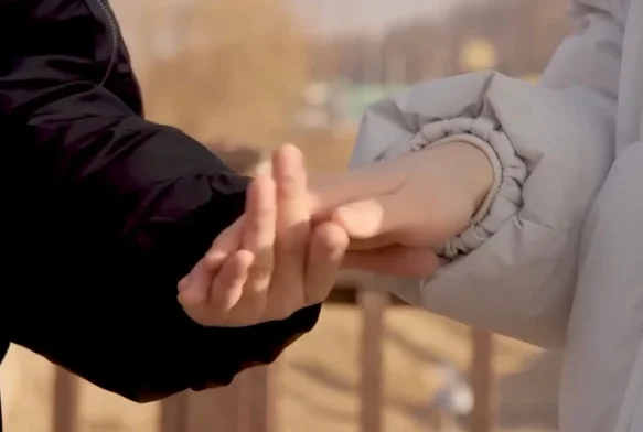 Кадр к 2 серии «Близко к тебе»