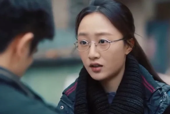 Кадр к 12 серии «Достойные любви»