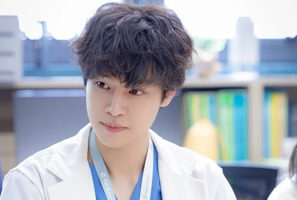 Кадр к 1 серии «Жизнь человека, который однажды станет мудрым»