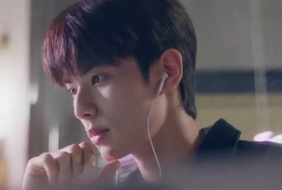 Кадр к 3 серии «Банни и её мальчики»