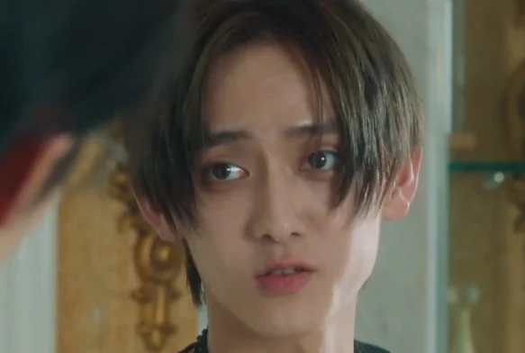 Кадр к 12 серии «Безмолвное чтение»