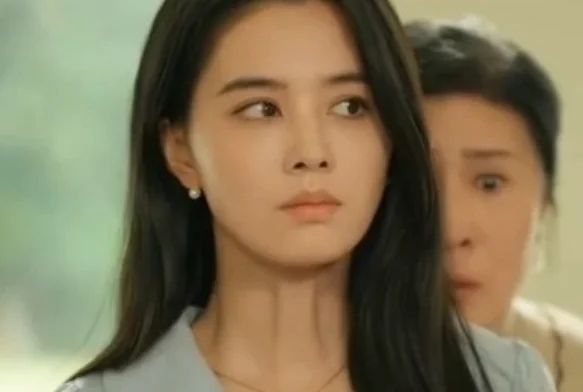 Кадр к 4 серии «Замуж за гангстера»