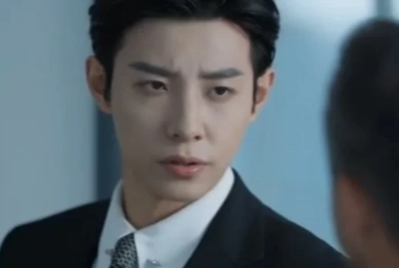 Кадр к 5 серии «Замуж за гангстера»