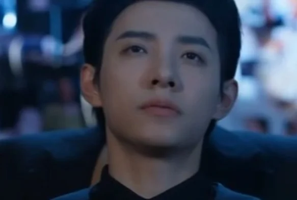 Кадр к 5 серии «Замуж за гангстера»