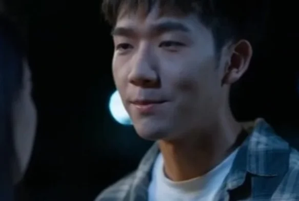 Кадр к 5 серии «Замуж за гангстера»