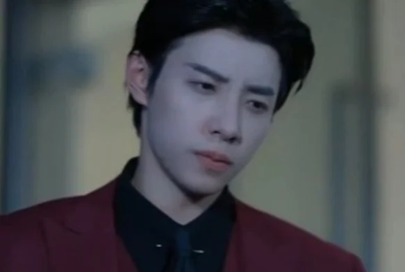 Кадр к 5 серии «Замуж за гангстера»