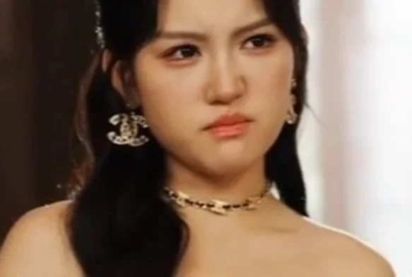 Кадр к 8 серии «Замуж за гангстера»