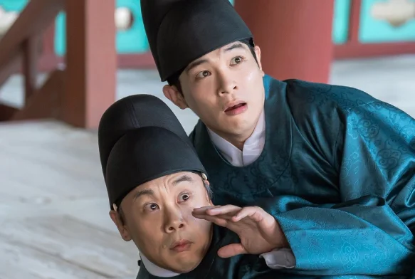 Кадр к 2 серии «Возвращение во дворец»