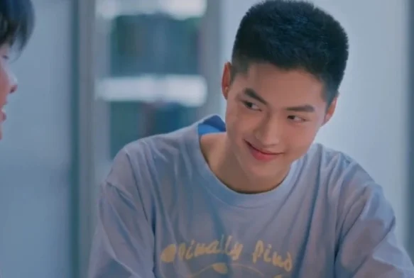 Кадр к 2 серии «Влюблённые мальчики»