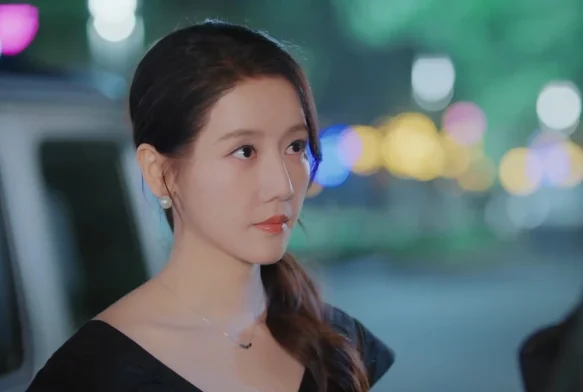 Кадр к 1 серии «Её траектория»