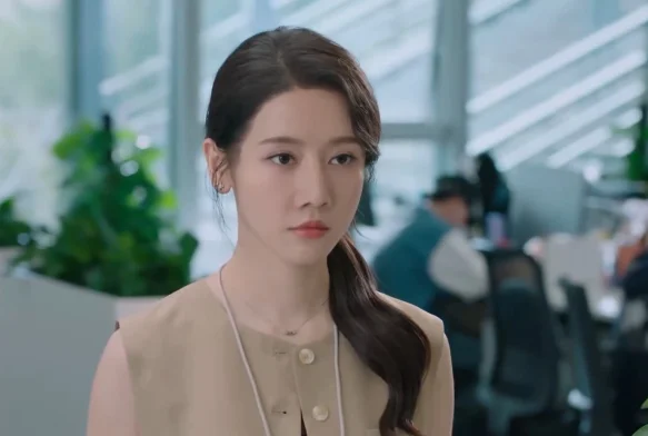 Кадр к 3 серии «Её траектория»