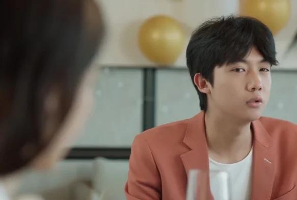 Кадр к 5 серии «Её траектория»