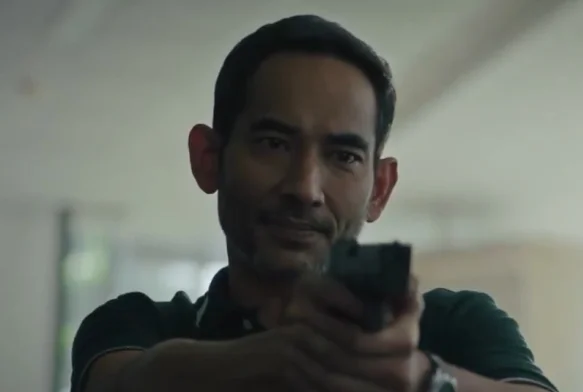 Кадр к 15 серии «Классная комната: 29 заложников»