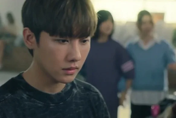 Кадр к 6 серии «Классная комната: 29 заложников»