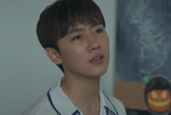 Кадр к 7 серии «Классная комната: 29 заложников»