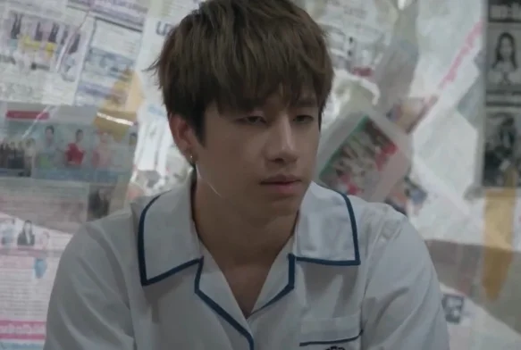 Кадр к 10 серии «Классная комната: 29 заложников»