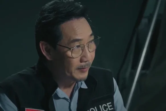 Кадр к 12 серии «Классная комната: 29 заложников»