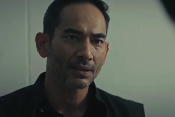 Кадр к 13 серии «Классная комната: 29 заложников»