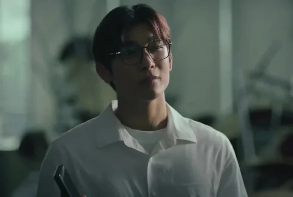 Кадр к 13 серии «Классная комната: 29 заложников»