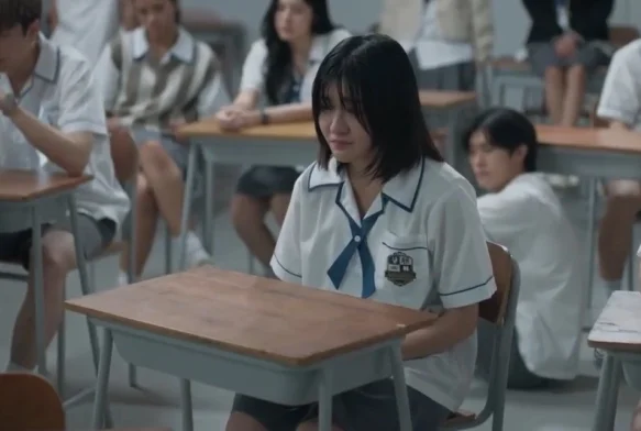 Кадр к 15 серии «Классная комната: 29 заложников»