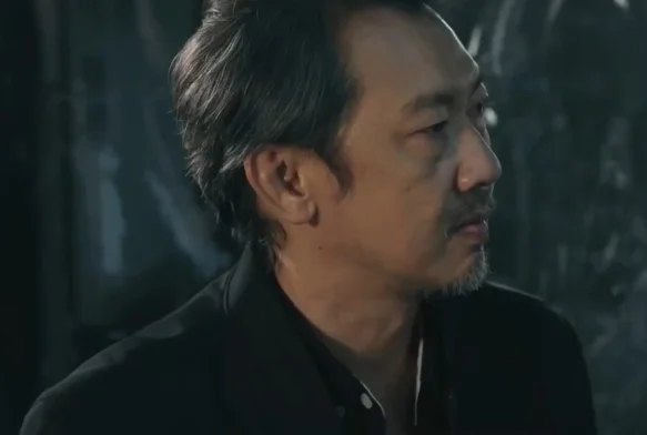 Кадр к 15 серии «Классная комната: 29 заложников»