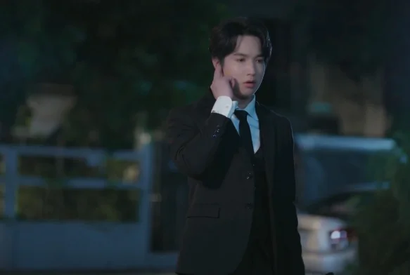 Кадр к 1 серии «Последняя трапеза во вселенной»