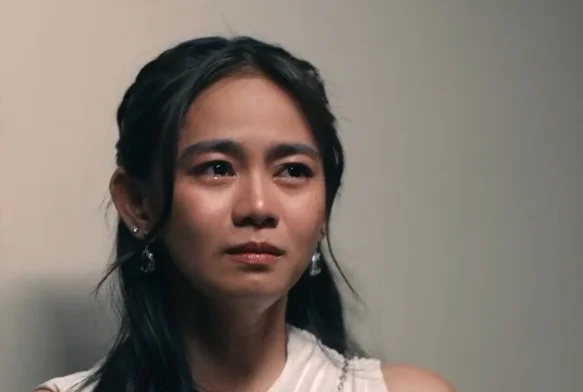 Кадр к 16 серии «Жемчужина класса Е»