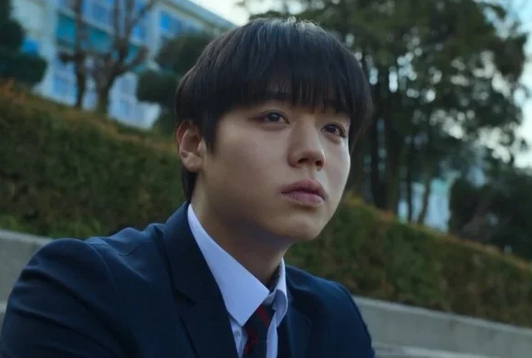 Кадр к 3 серии «Слабый герой 2 сезон»