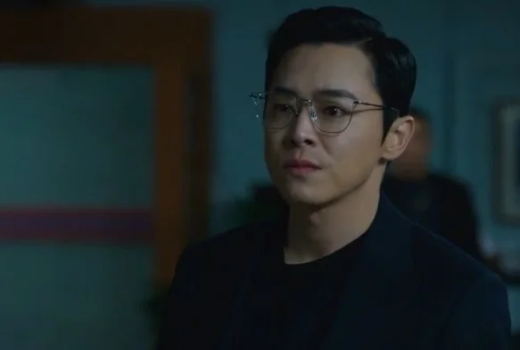 Кадр к 7 серии «Слабый герой 2 сезон»