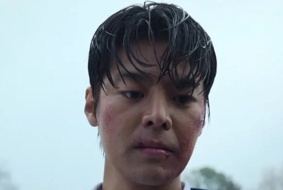 Кадр к 8 серии «Слабый герой 2 сезон»