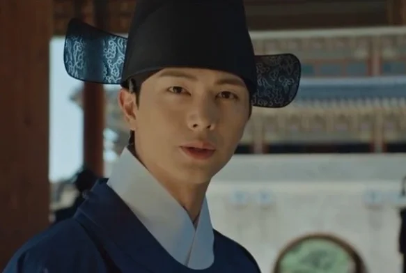 Кадр к 3 серии «Возвращение во дворец»