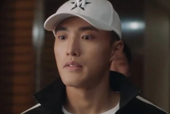 Кадр к 15 серии «Безмолвное чтение»