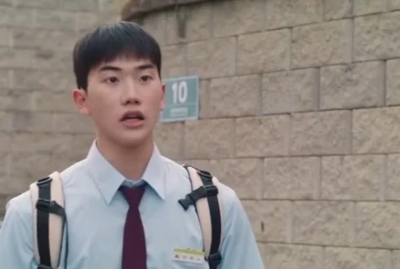 Кадр к 10 серии «Хи Су во втором классе»