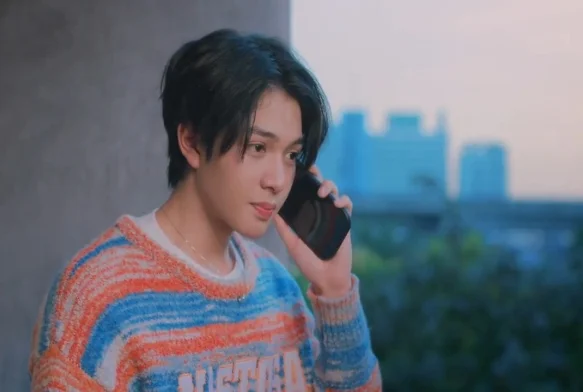 Кадр к 2 серии «Влюблённые мальчики»