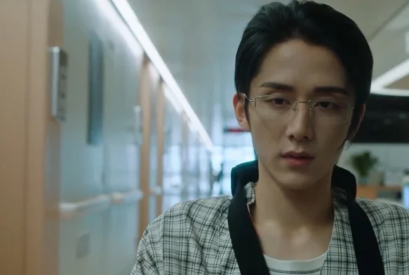 Кадр к 16 серии «Безмолвное чтение»