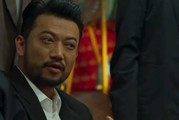 Кадр к 2 серии «Бангкокские парни»